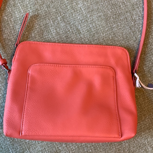 NWT Pink crossbody purse - Picture 2 of 8